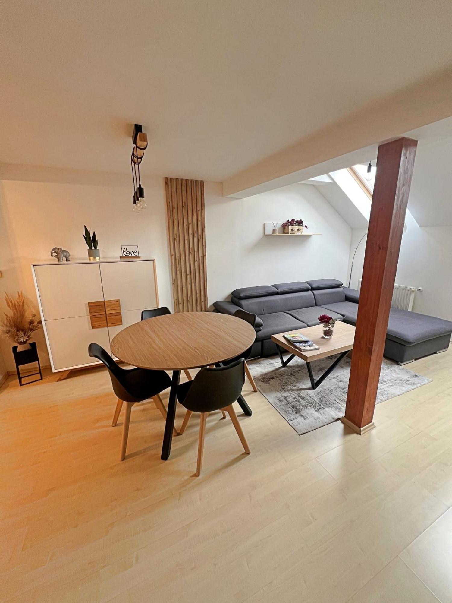 Mezonetovy Apartman V Centru 布拉格 外观 照片